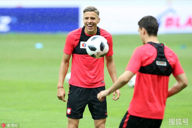 拉塞尔已经 拉塞尔已经