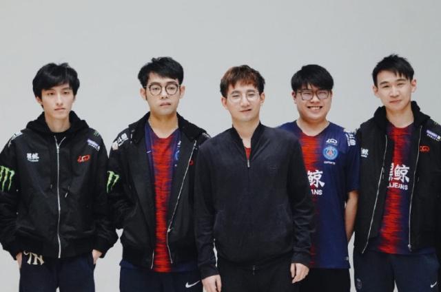 本菲卡作为 本菲卡作为