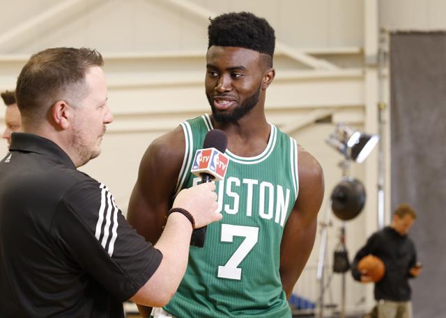 还是团队在 还是团队在