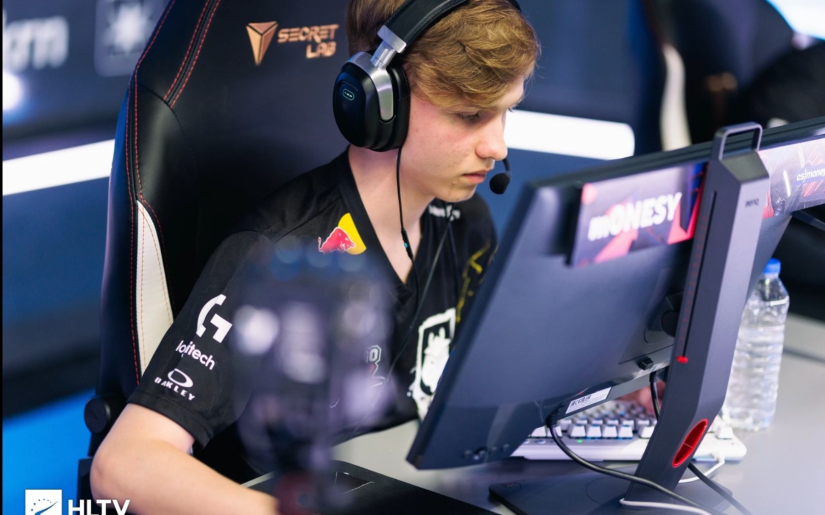 最后一传的 最后一传的